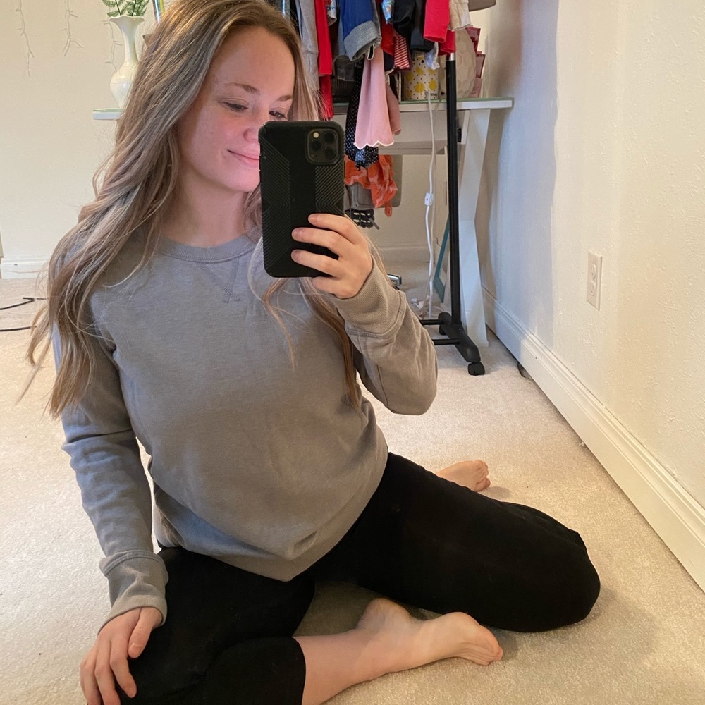 Crew neck